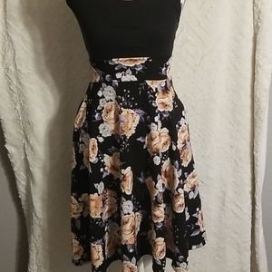 Agnes & Dora midi skirt size medium